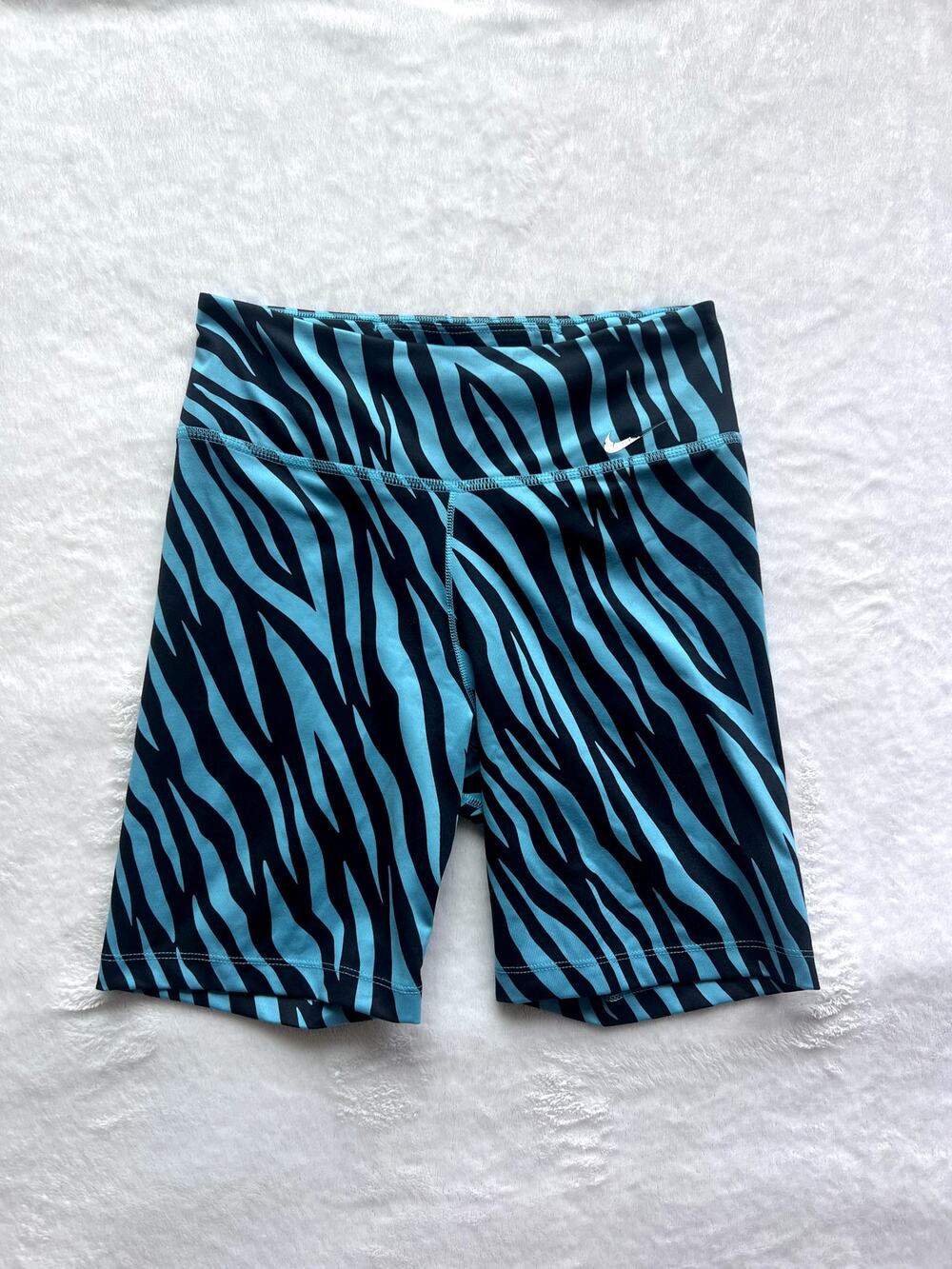 Nike Dri Fit Zebra Biker Shorts Women’s Small Blue Black Yoga Gym Activewear